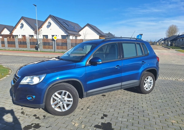 Volkswagen Tiguan cena 27500 przebieg: 301000, rok produkcji 2007 z Kołobrzeg małe 301